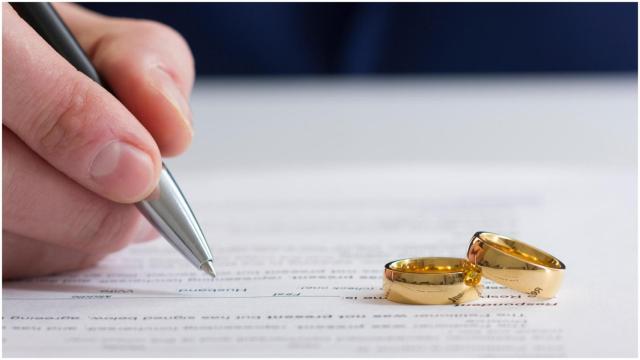 Divorcios, separaciones.