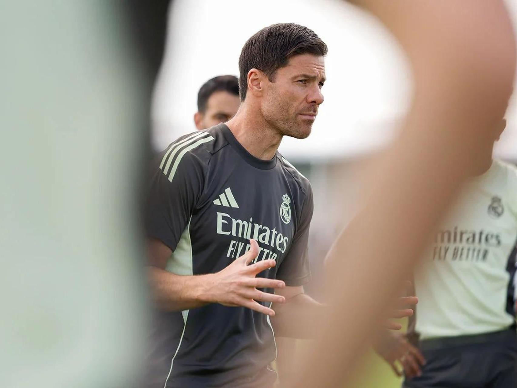 Xabi Alonso, durante una sesión de entrenamiento con el Real Madrid en Miami